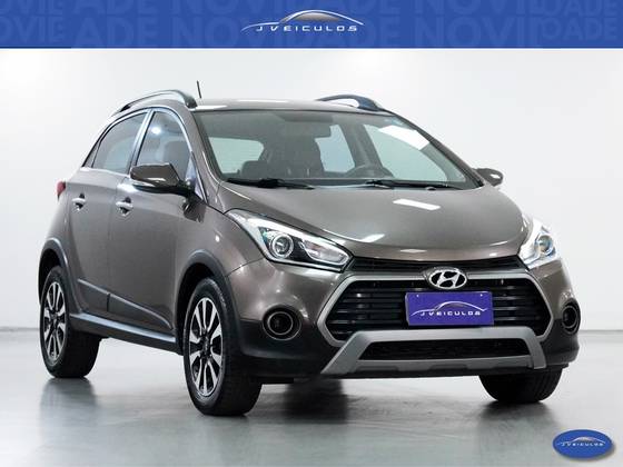 HYUNDAI HB20X 1.6 16V PREMIUM FLEX 4P AUTOMÁTICO HYUNDAI HB20X 1.6 16V PREMIUM FLEX 4P AUTOMÁTICO